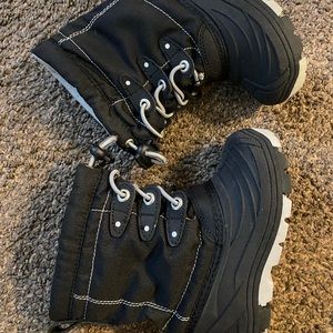 Thermolite youth boots